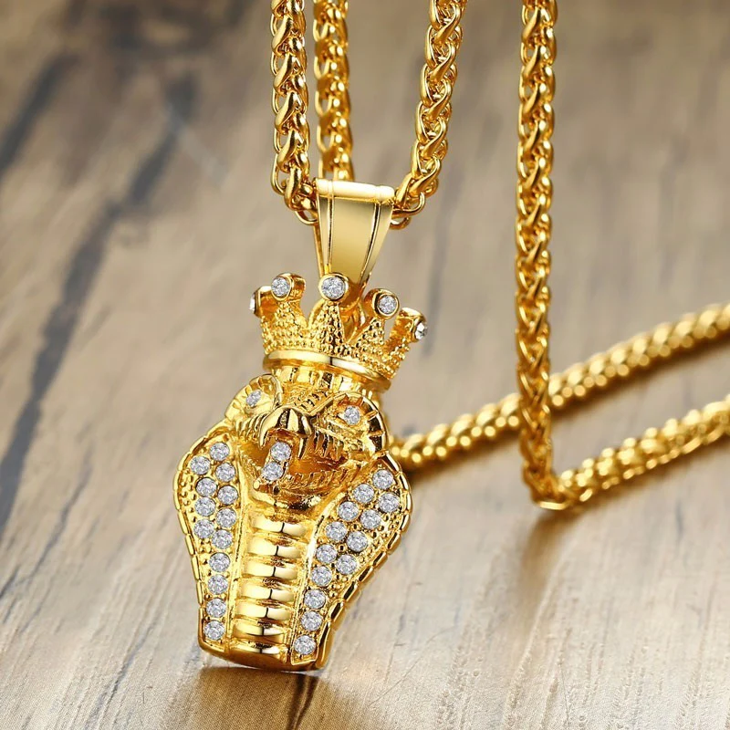 MEN GOLD PENDANT