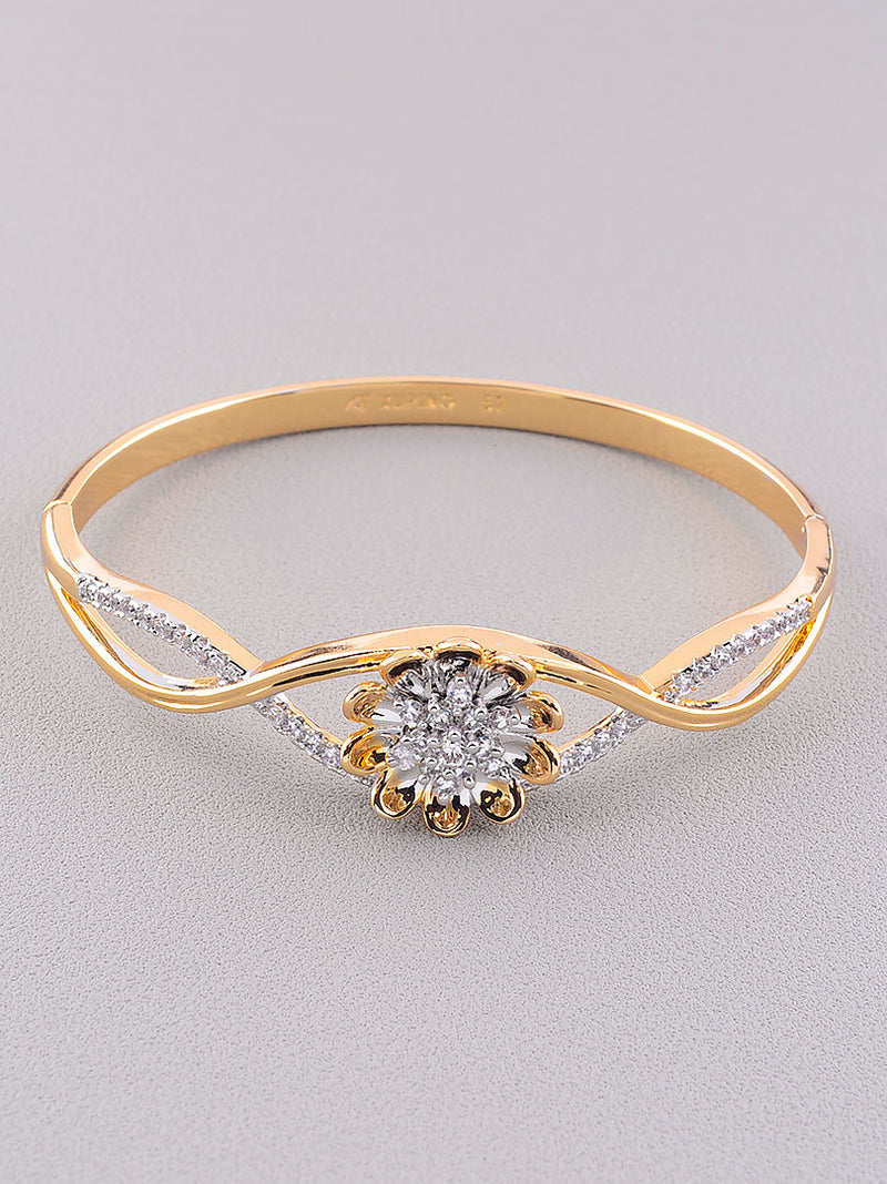 WOMEN GOLD BRACELET