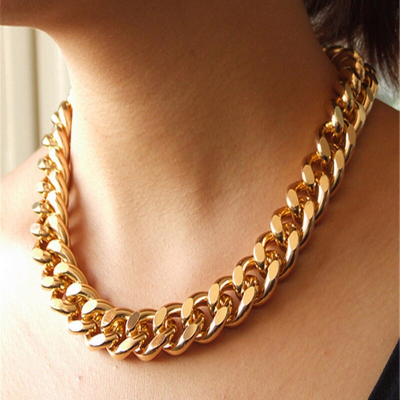 WOMEN GOLD CHAIN