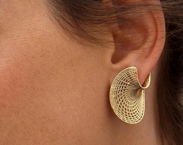 WOMEN GOLD EARRING